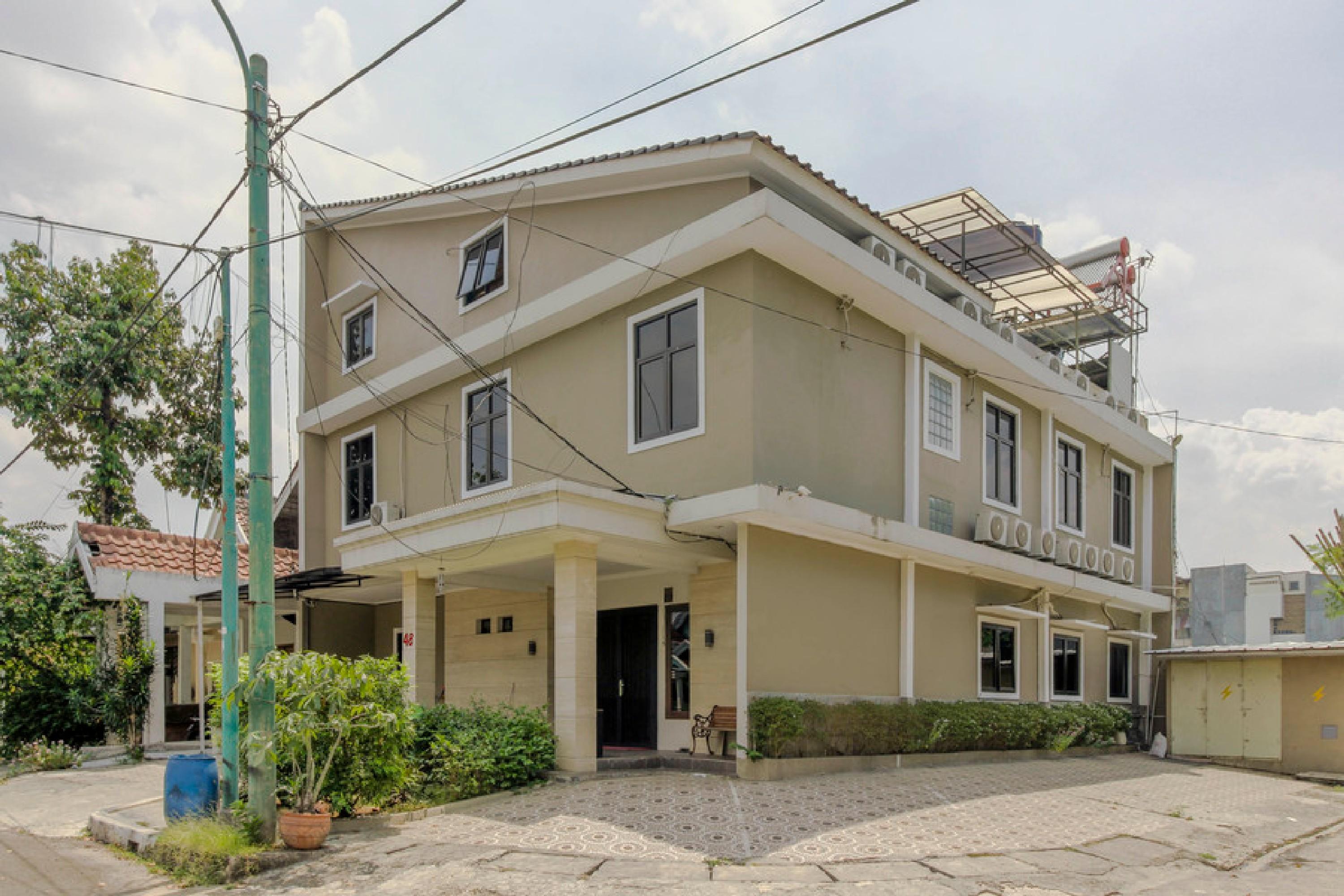 Reddoorz Plus Near Lippo Cikarang Mall Μπεκάσι Εξωτερικό φωτογραφία